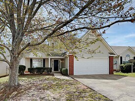 1825 Midcourt Way in Mcdonough, GA - Building Photo