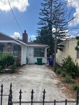 1262 SW 4th St in Miami, FL - Building Photo