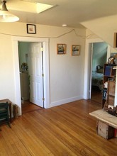 11 Malbone Rd in Newport, RI - Foto de edificio - Building Photo