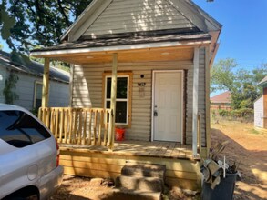 1415 N Jones St in Fort Worth, TX - Building Photo - Building Photo