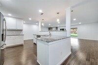 3156 Whitehall Dr in Dallas, TX - Building Photo - Building Photo