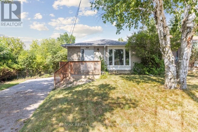 property at 769 Greenfield Crescent