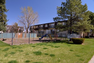 Whispering Pines Apartments in Aurora, CO - Building Photo - Building Photo