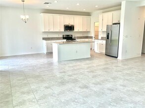 7339 Pool Compass Loop in Wesley Chapel, FL - Building Photo - Building Photo