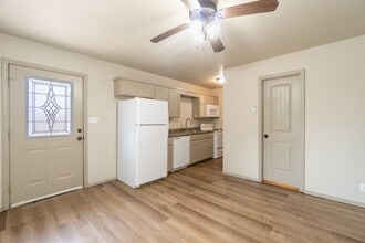 2120 N 13th St in Fort Smith, AR - Building Photo - Building Photo