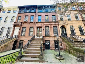 284 Halsey St in Brooklyn, NY - Building Photo - Building Photo