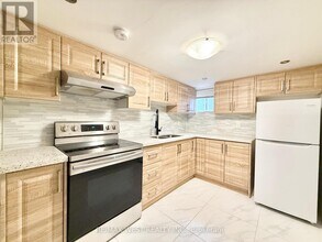 48 Keystone Ave in Toronto, ON - Building Photo - Building Photo