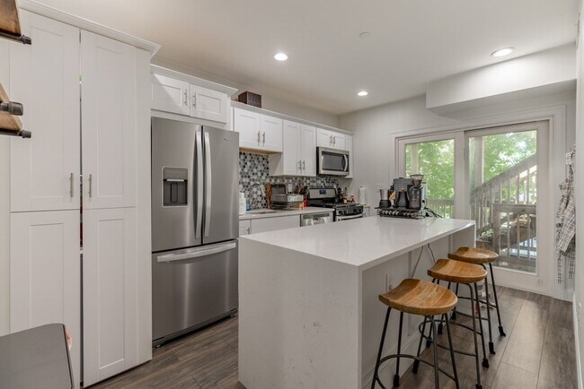 40 Morris St, Unit 2