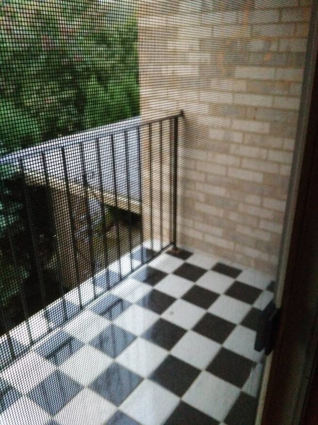 8351 W 87th St, Unit Hickory hills Condo