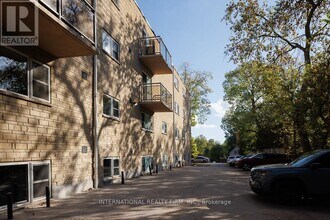93 High St in London, ON - Building Photo - Building Photo