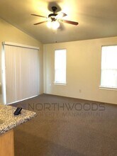 283 Mac Ct in Central Point, OR - Building Photo - Building Photo