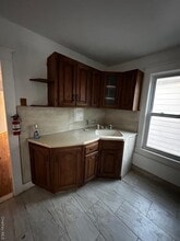 22 Bain Ave in Poughkeepsie, NY - Building Photo - Building Photo