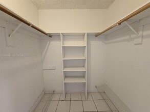 6961 W 14th Ct in Hialeah, FL - Building Photo - Building Photo