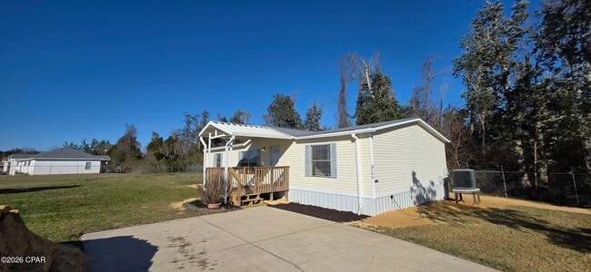 2726 Canal Ave in Panama City, FL - Building Photo - Building Photo