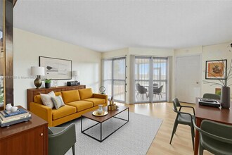 800 Independence Dr in Homestead, FL - Building Photo - Building Photo