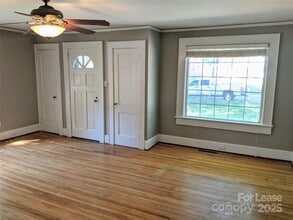 212 E Park Ave in Mooresville, NC - Building Photo - Building Photo
