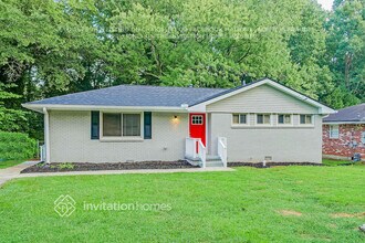 2058 Drew Valley Rd NE in Atlanta, GA - Building Photo - Building Photo