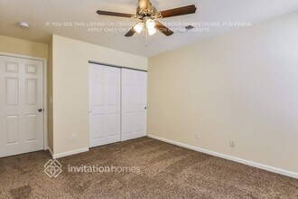 8020 Bright Oak Trail in Raleigh, NC - Foto de edificio - Building Photo