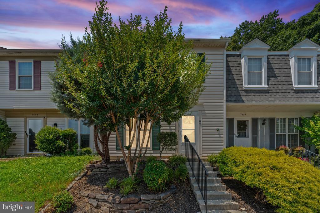 7656 Stana Ct in Lorton, VA - Building Photo