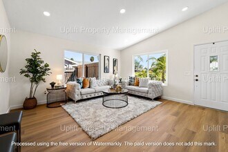 5055 Andrew Jackson St in Oceanside, CA - Building Photo - Building Photo