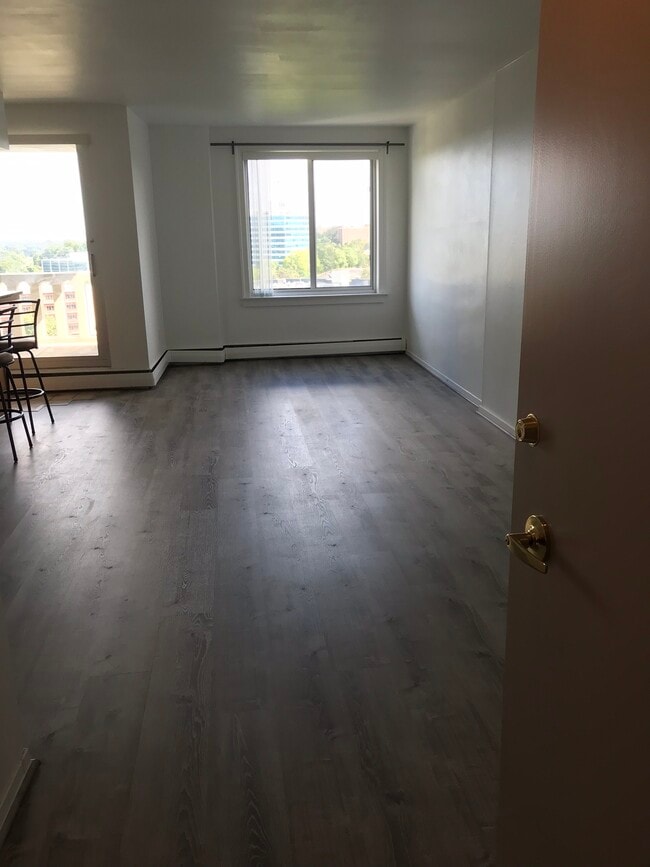 property at 191 Presidential Blvd