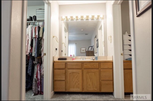 510 Gwen Loop in Blackfoot, ID - Building Photo - Building Photo