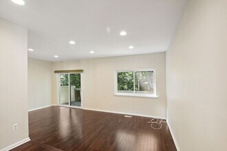 11984 Barrel Cooper Ct in Reston, VA - Building Photo - Building Photo