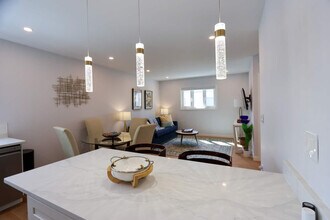 75 Thorndike St in Cambridge, MA - Building Photo - Building Photo