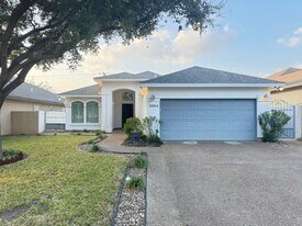 2064 Lima Loop in Laredo, TX - Building Photo