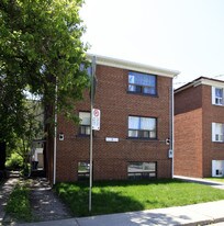 5 Bater Ave in Toronto, ON - Building Photo