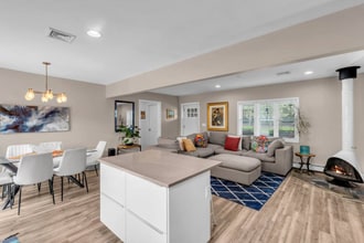 525 Long Branch Ave in Long Branch, NJ - Building Photo - Building Photo