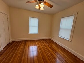 163 Belmont St, Unit Room in Belmont, MA - Building Photo - Building Photo