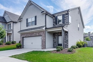 614 Amaranth Trail in Hoschton, GA - Building Photo