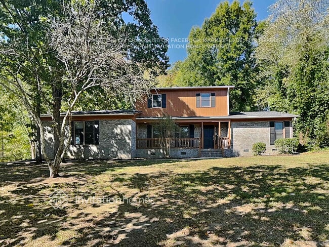 property at 11347 Mendora Dr