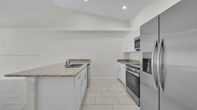 1413 Academy Blvd in Cape Coral, FL - Building Photo - Building Photo