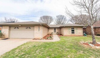 1211 Amherst St in Burkburnett, TX - Building Photo