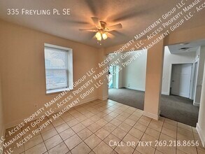 335 Freyling Pl SE in Grand Rapids, MI - Building Photo - Building Photo