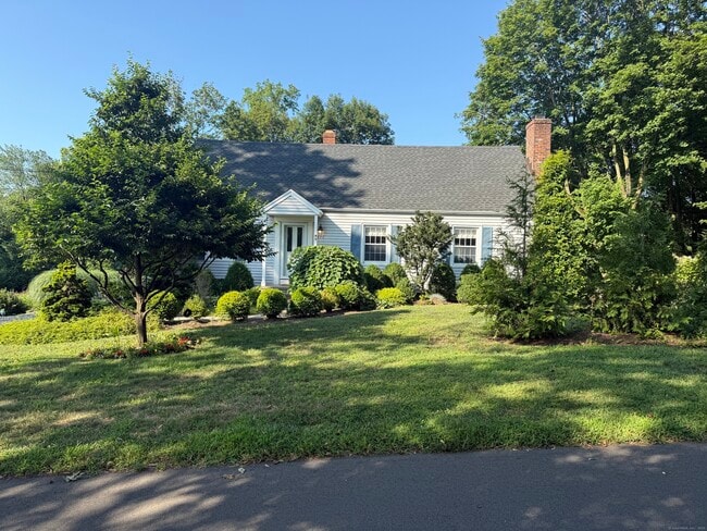 111 Mill Hill Rd in Fairfield, CT - Building Photo - Building Photo