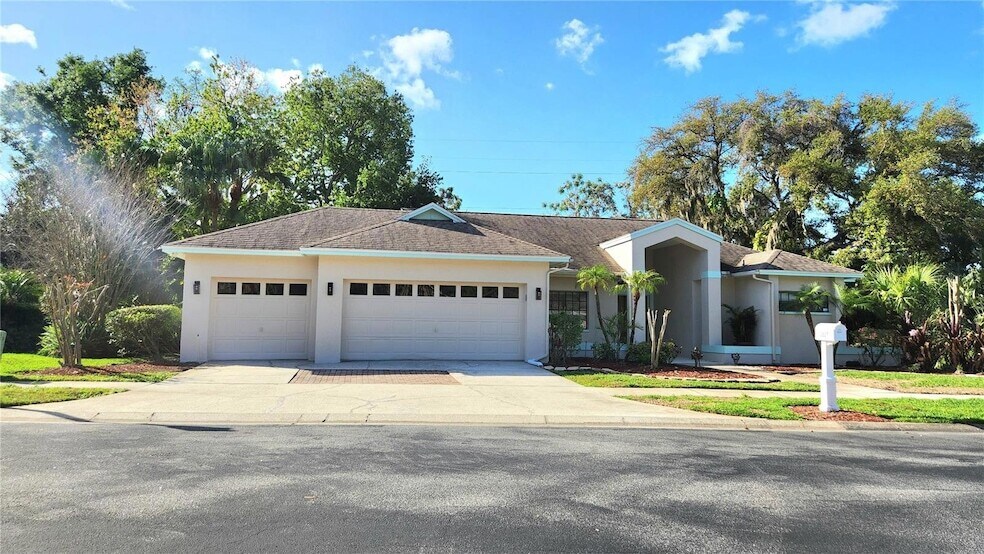 3037 Crest Dr in Clearwater, FL - Building Photo