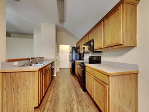 1576 Sandhurst Dr in Waxahachie, TX - Building Photo - Building Photo