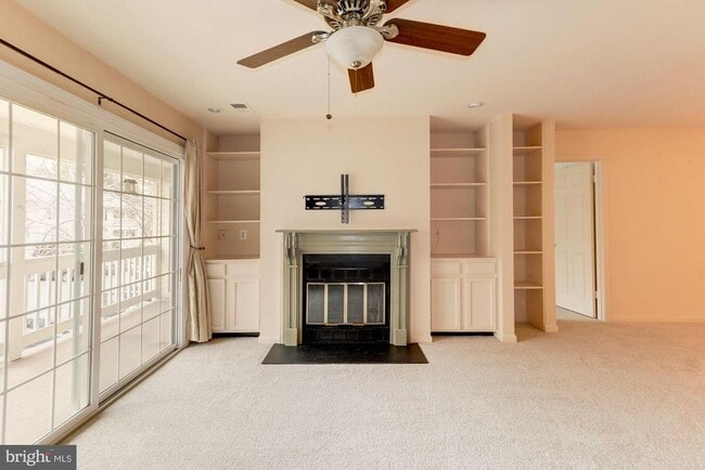 10195 Ashbrooke Ct in Oakton, VA - Building Photo - Building Photo