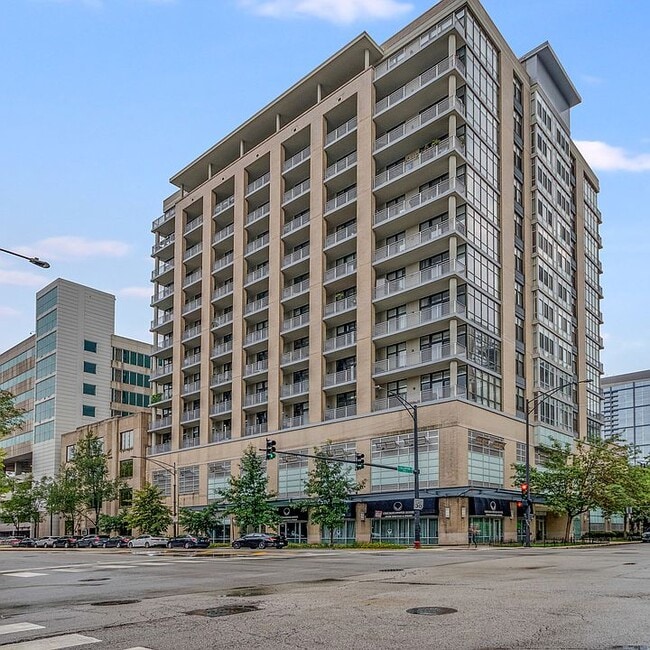 property at 212 E Cullerton St