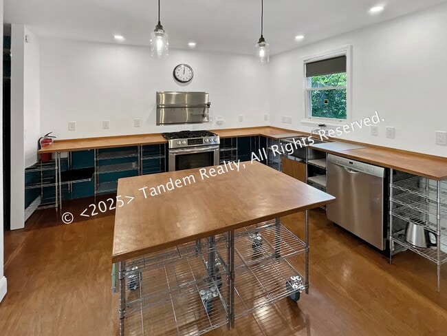 633 Lane Dr in Nashville, TN - Building Photo - Building Photo