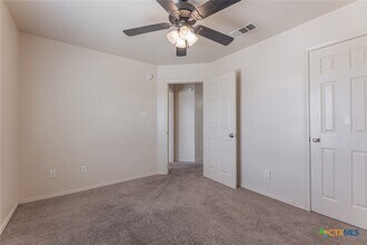 2406 Waterfall Dr in Killeen, TX - Building Photo - Building Photo