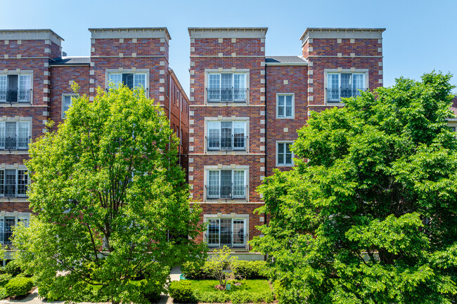 608 Hinman AVE in Evanston, IL - Foto de edificio - Building Photo