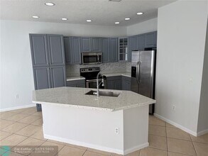 15810 SW 48th Manor in Miramar, FL - Building Photo - Building Photo