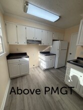 323 E Blackstock Rd in Spartanburg, SC - Building Photo - Building Photo