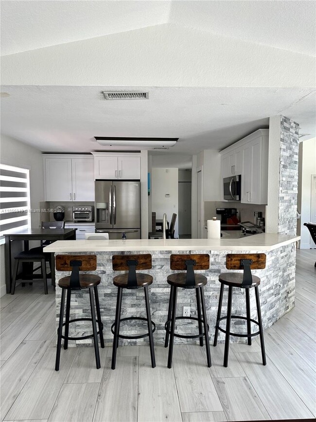 2484 SW 177th Terrace in Miramar, FL - Building Photo - Building Photo