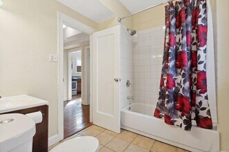 7746 S East End Ave in Chicago, IL - Foto de edificio - Building Photo