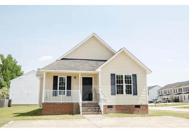 property at 12 Linsey Ct